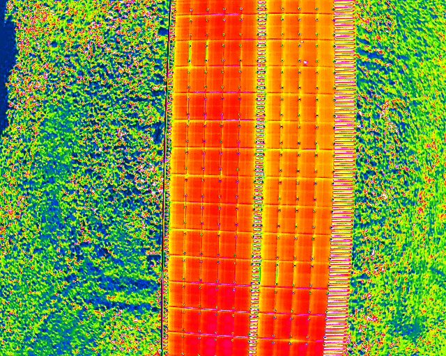 Thermographie de panneaux photovoltaïques en toiture par drone