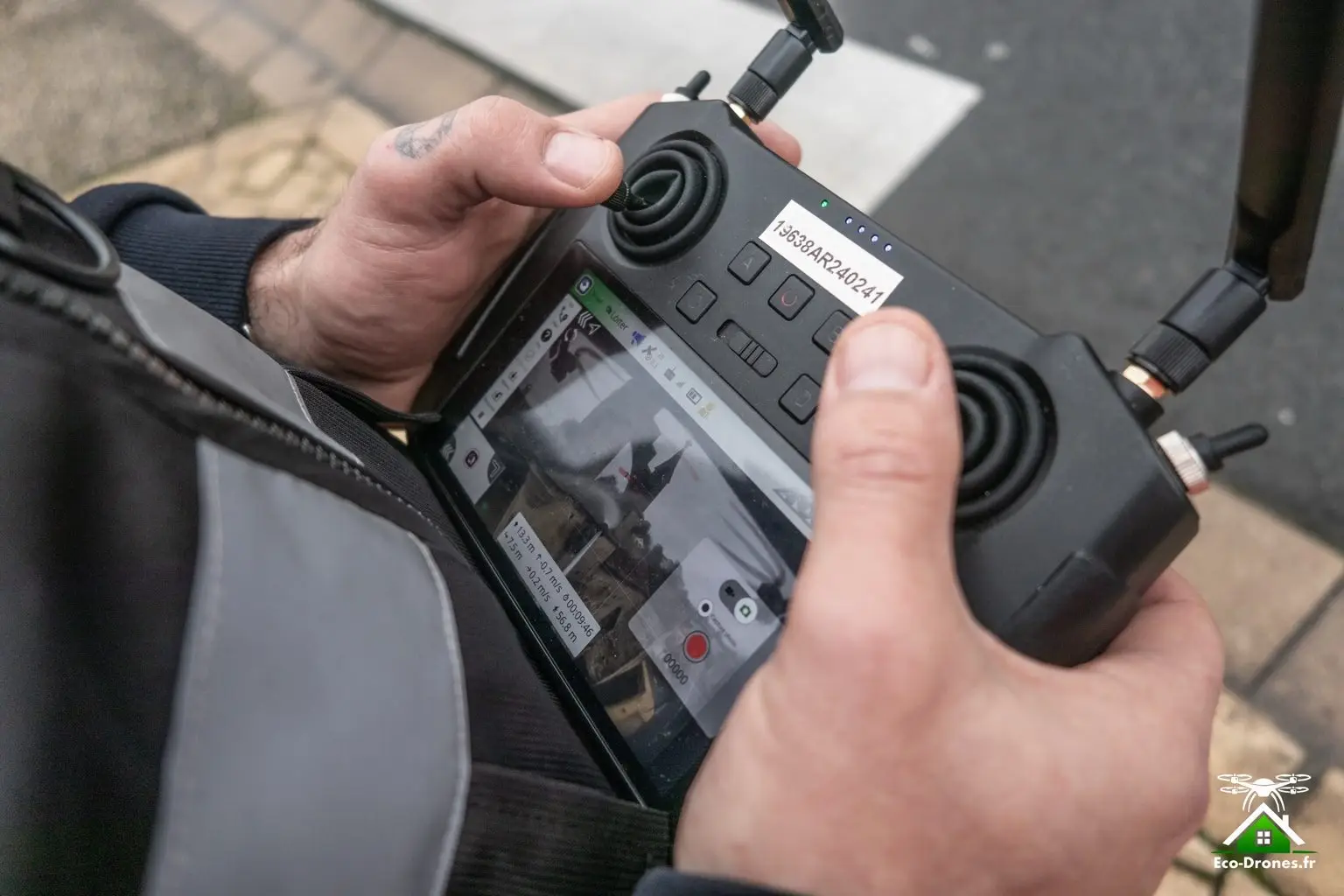 Pilotage d’un drone avec contrôle vidéo pour inspection de toiture